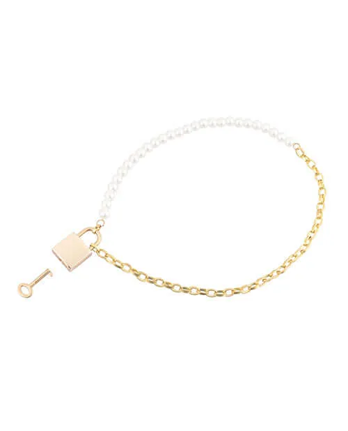 Couples Sport Sheets Sex and Mischief Pearl Day Collar