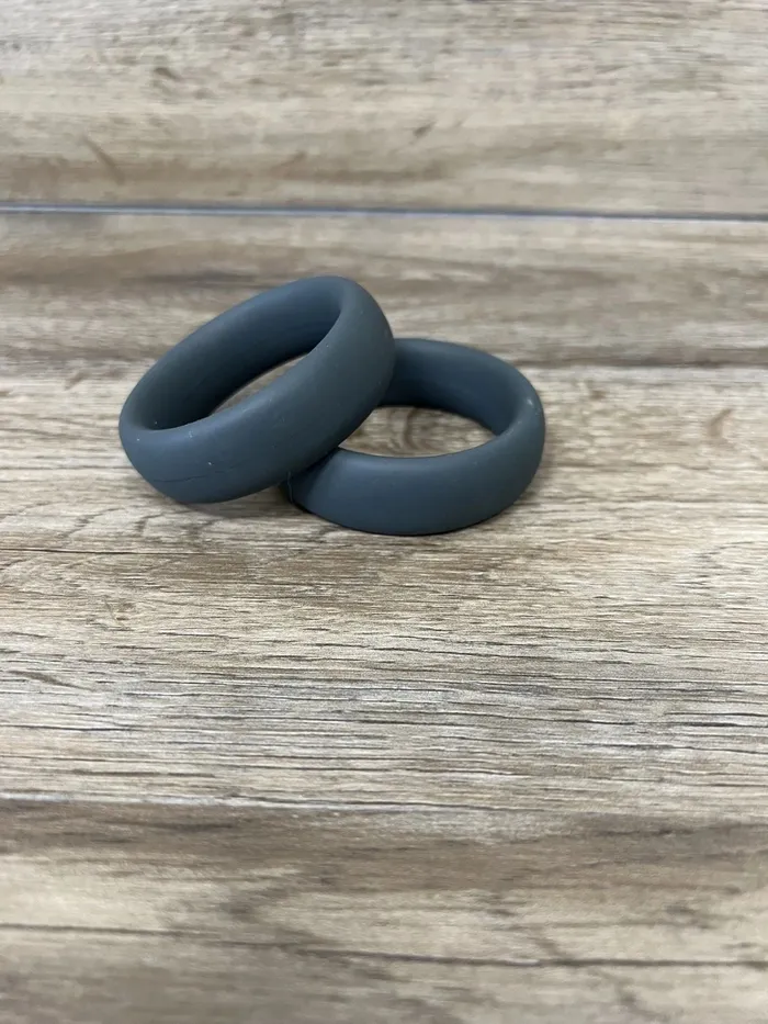 Female Sex Toys Ballisticmetal 2 Donut Cockring in Silicone Gray Color Only Female Sex Toys Ballisticmetal 2 Donut Cockring in Silicone Gray Color Only