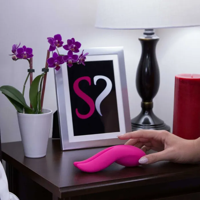 Jimmyjane Ascend 2 Waterproof 6 Function USB Rechargeable Clitoral Vibrator Jimmyjane Female Sex Toys