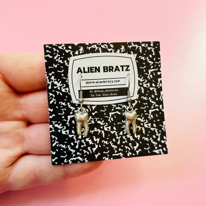 Alien Bratz Vibrators Teeth Earrings